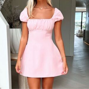 Elegant Pink Puff Sleeve Dress